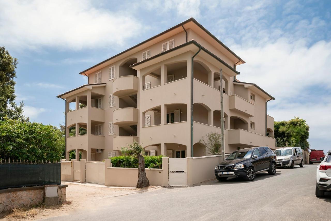 Zefiro Apartments San Vincenzo Exterior photo